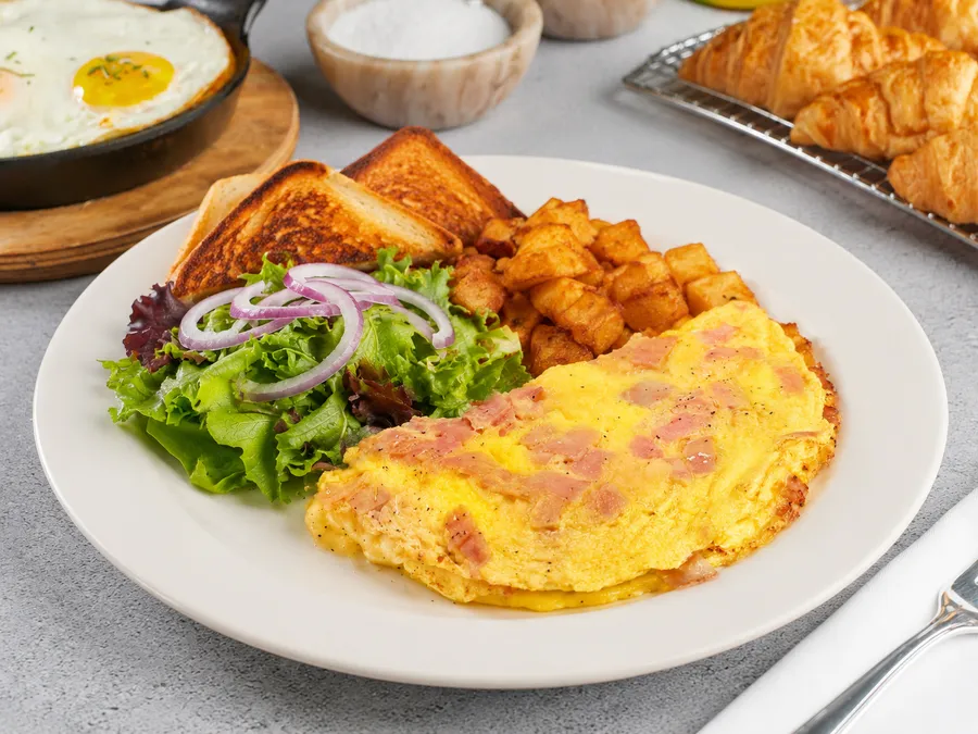Ham & Cheese Omelette at Malbec Grill, Argentinian steakhouse in Parkland FL