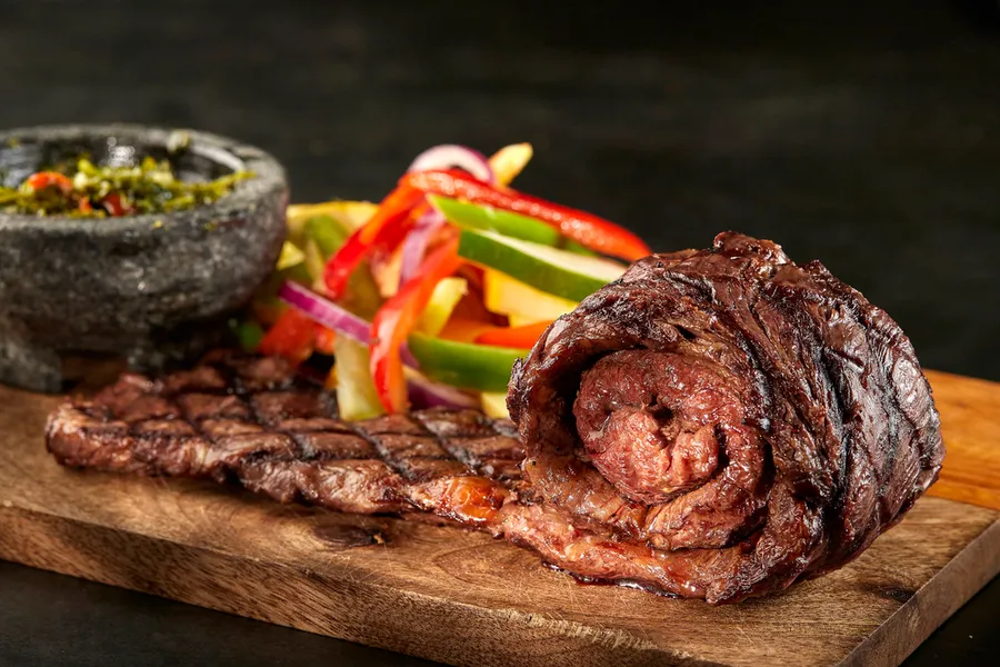 30 oz Angus skirt steak